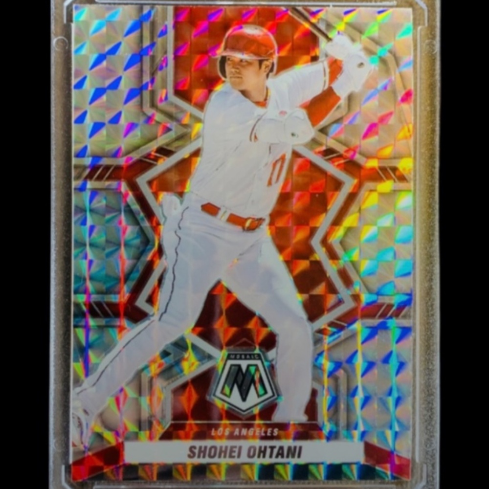 SHOHEI OHTANI - RARE Refractor Silver Prizm Baseball Card SP - LA DODGERS